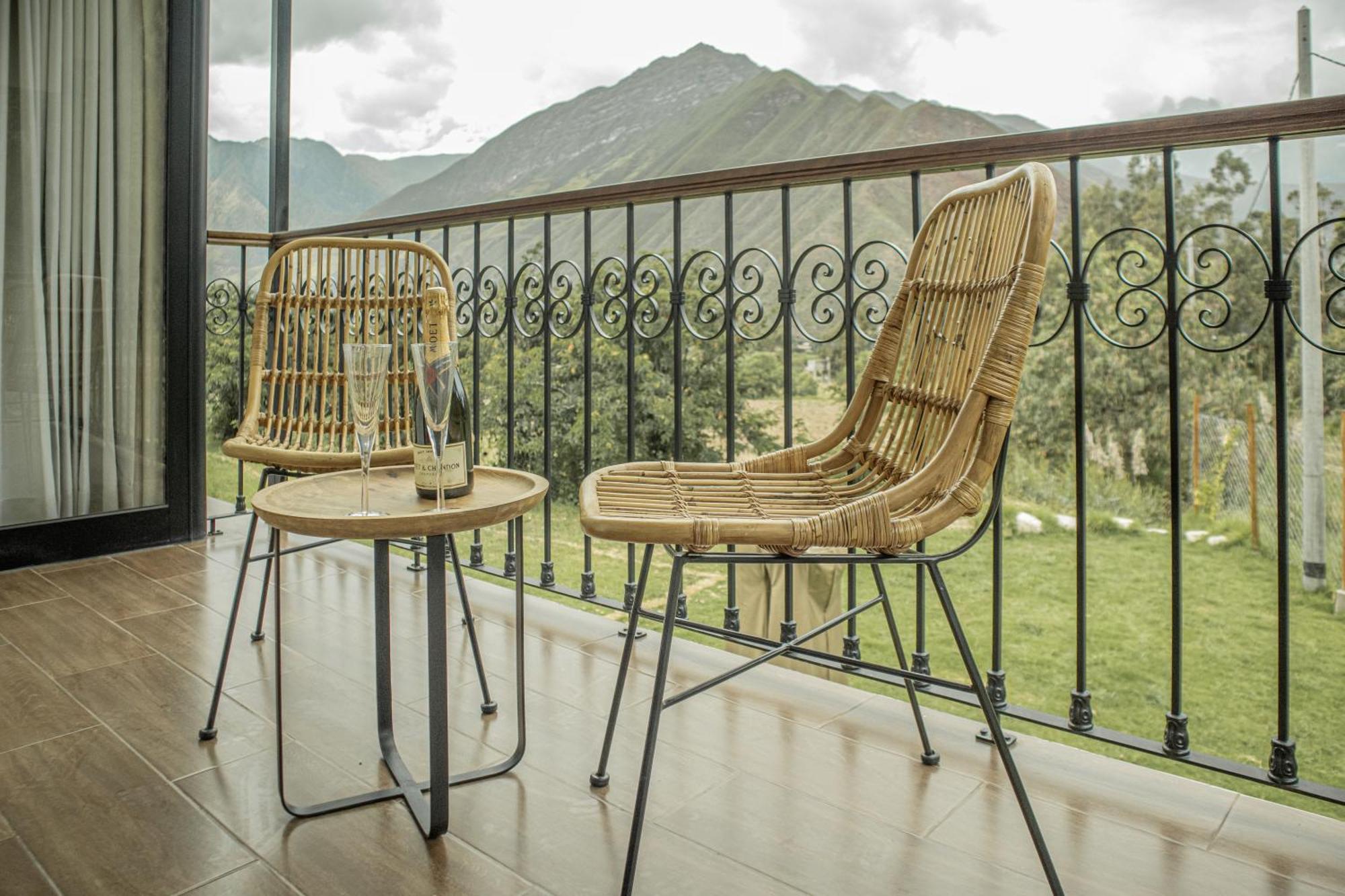 Sierra Sacred Valley Hotel *